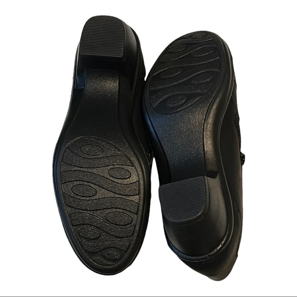 Easy Street Dee Clog Women’s 8.5 Black Ruched All Day Comfort Shoe w/1.5” Heel - Picture 4 of 6